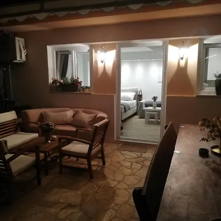 Mia Apartment *